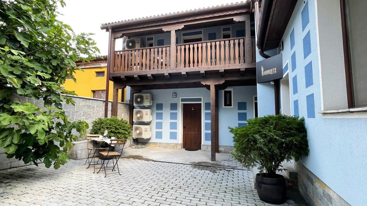 Апартхотел Конниците Aparthotel Veliko Tărnovo Exteriör bild