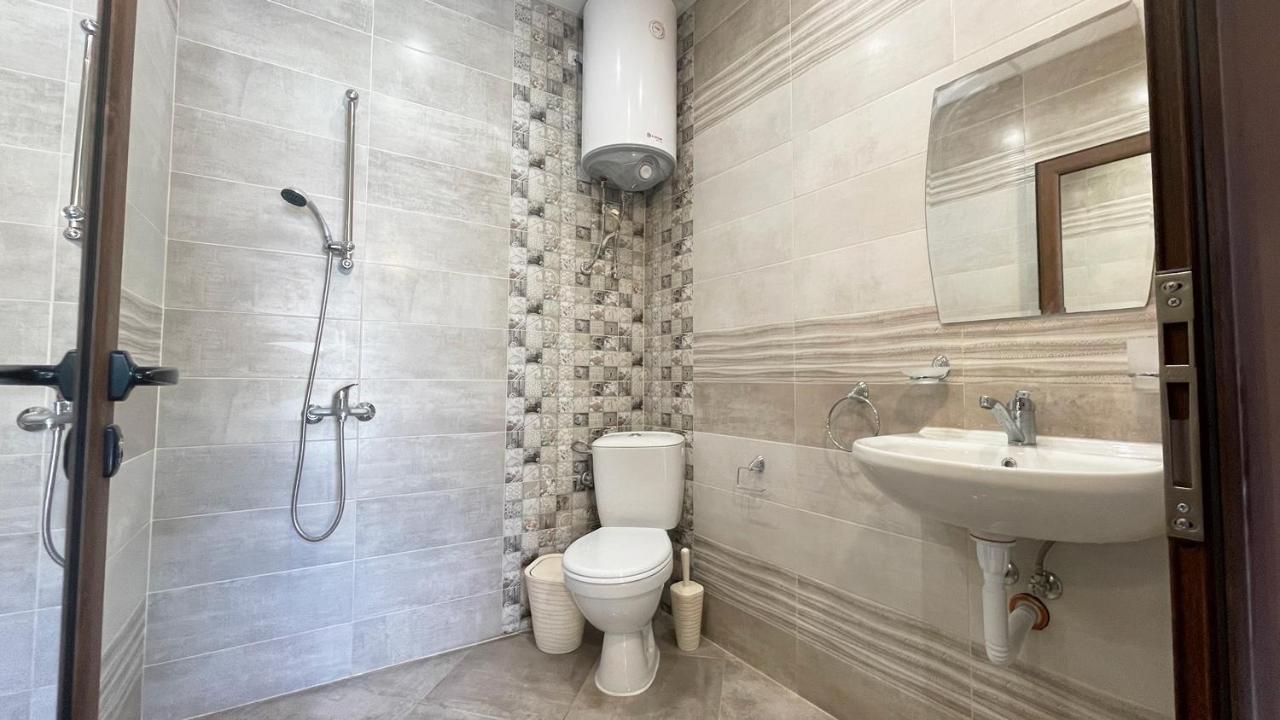 Апартхотел Конниците Aparthotel Veliko Tărnovo Exteriör bild