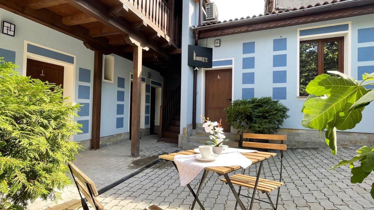 Апартхотел Конниците Aparthotel Veliko Tărnovo Exteriör bild