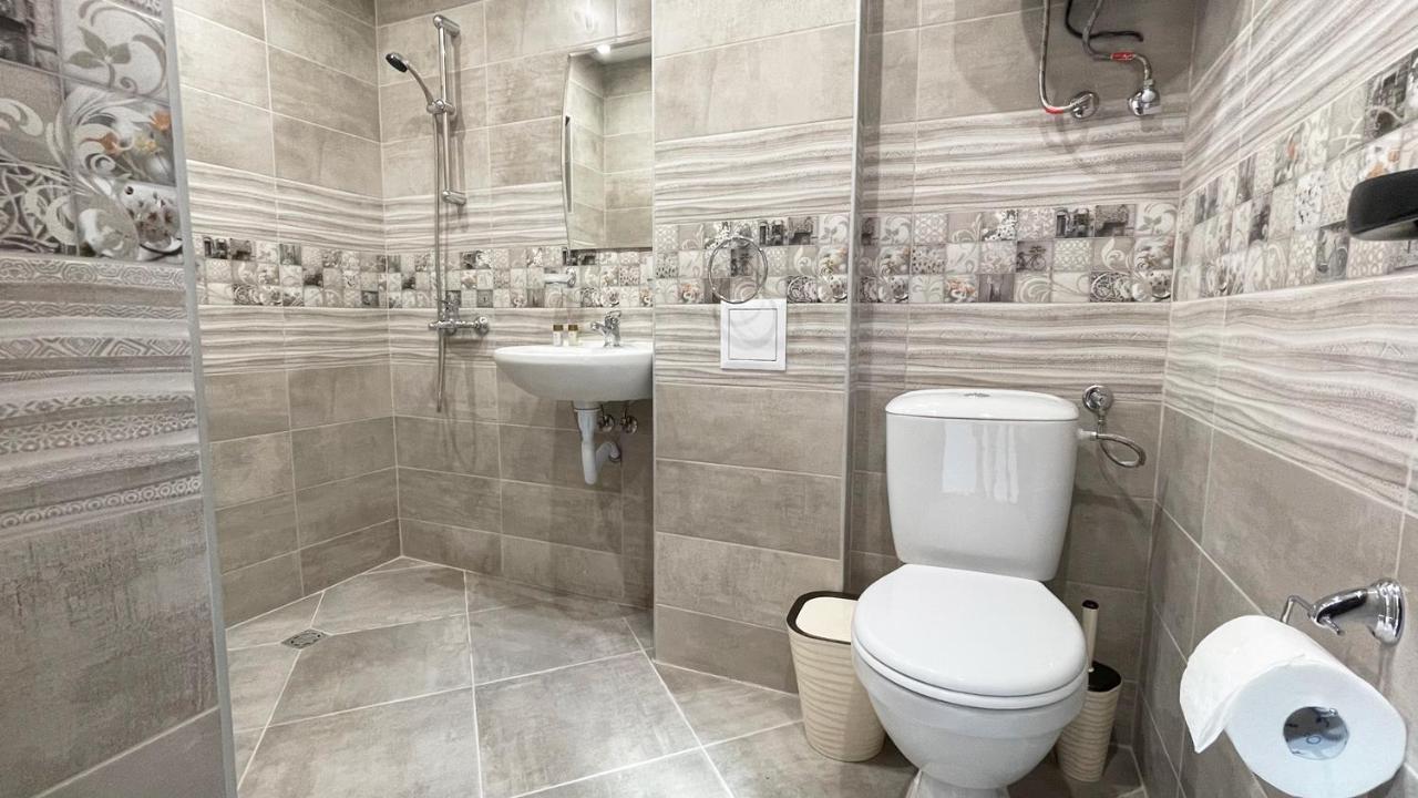Апартхотел Конниците Aparthotel Veliko Tărnovo Exteriör bild
